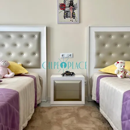 Valentina De Lujo Con Piscina