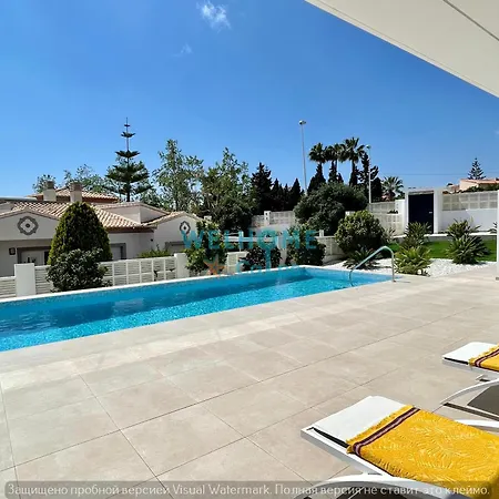 Valentina De Lujo Con Piscina Villa *