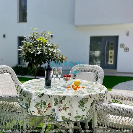 Valentina De Lujo Con Piscina Villa