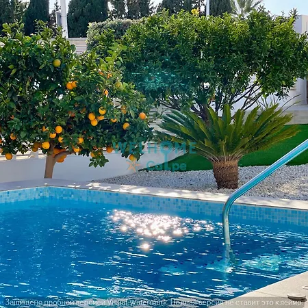 Valentina De Lujo Con Piscina * Calp